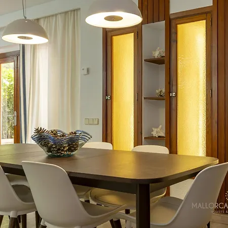 Bel Planta Baja First Line Pinewalk Apartment